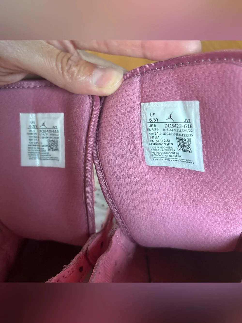 Nike Air Jordan 1 Mid Sneakers Valentines Day Youth Pink White Kids Girls Sz 6.5